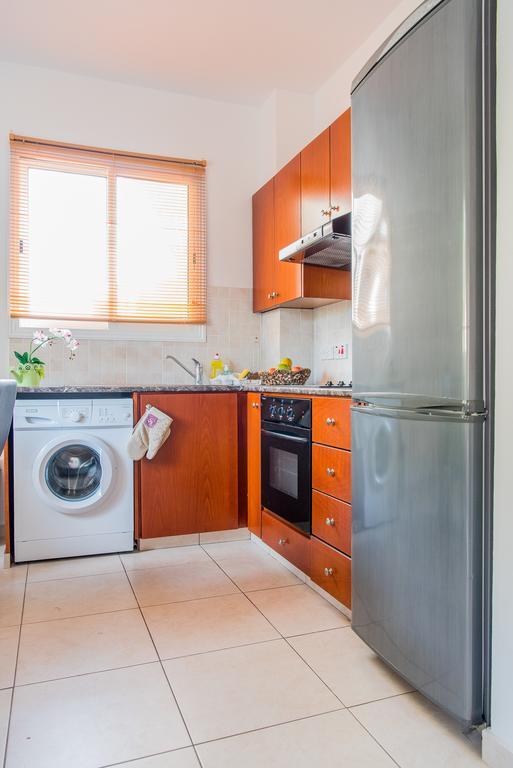 Diana Apartment Paphos ภายนอก รูปภาพ